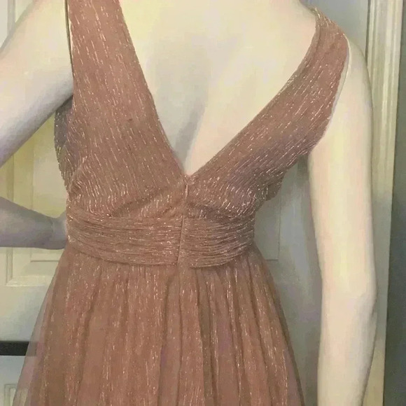Fashion Nova Berry Metallic Elegant Formal/Prom Dress. - Picture 9 of 12